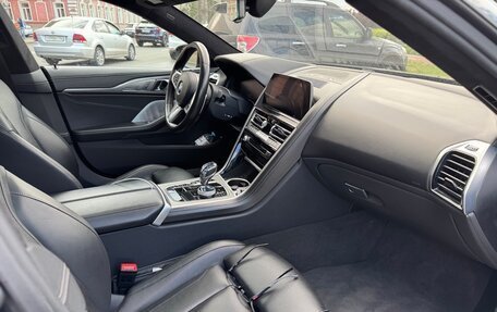 BMW 8 серия, 2019 год, 6 490 000 рублей, 9 фотография