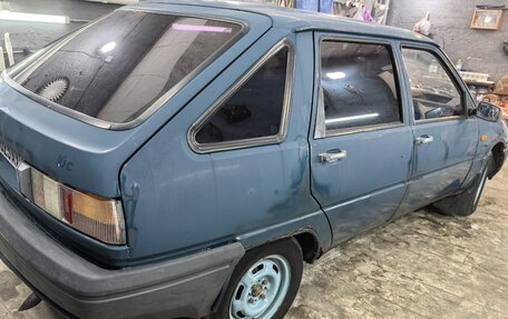 ИЖ 2126 «Ода», 2001 год, 68 000 рублей, 5 фотография