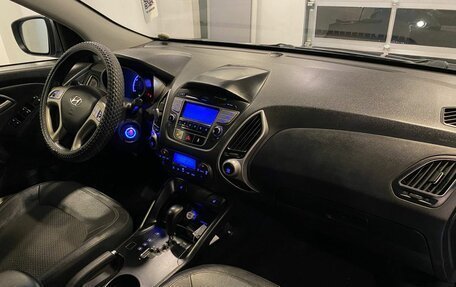 Hyundai ix35 I рестайлинг, 2012 год, 995 000 рублей, 12 фотография
