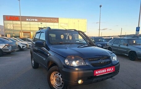 Chevrolet Niva I рестайлинг, 2018 год, 549 000 рублей, 3 фотография