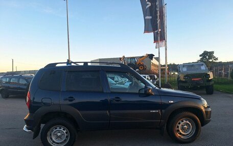 Chevrolet Niva I рестайлинг, 2018 год, 549 000 рублей, 8 фотография