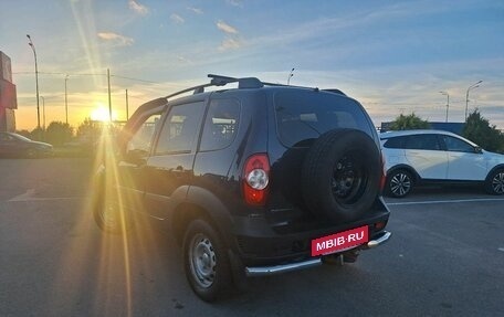 Chevrolet Niva I рестайлинг, 2018 год, 549 000 рублей, 6 фотография