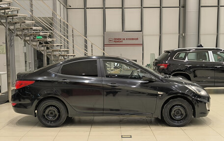 Hyundai Solaris II рестайлинг, 2013 год, 650 000 рублей, 8 фотография