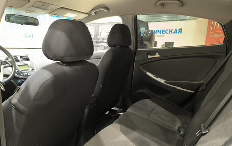 Hyundai Solaris II рестайлинг, 2013 год, 650 000 рублей, 16 фотография