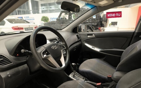 Hyundai Solaris II рестайлинг, 2013 год, 650 000 рублей, 20 фотография