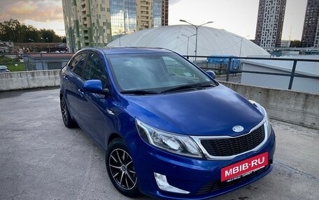 KIA Rio III рестайлинг, 2013 год, 1 100 000 рублей, 2 фотография