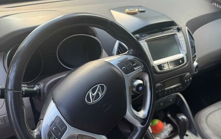 Hyundai ix35 I рестайлинг, 2010 год, 1 225 000 рублей, 4 фотография
