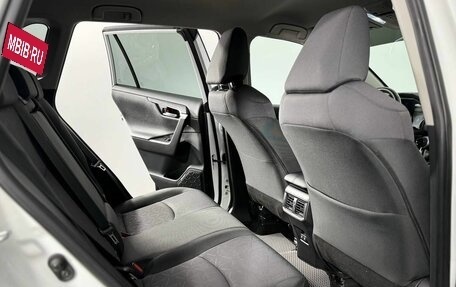 Toyota RAV4, 2020 год, 3 590 000 рублей, 15 фотография