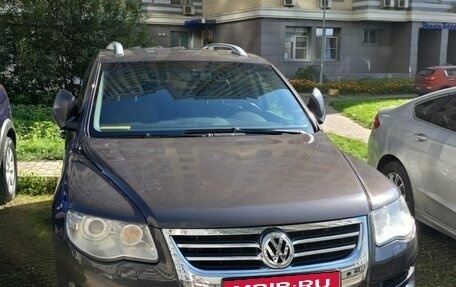 Volkswagen Touareg III, 2007 год, 1 100 000 рублей, 2 фотография