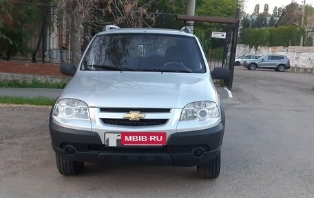 Chevrolet Niva I рестайлинг, 2009 год, 430 000 рублей, 3 фотография