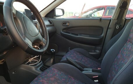 Mazda 323, 1997 год, 240 000 рублей, 6 фотография