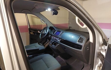Volkswagen Multivan T6 рестайлинг, 2019 год, 5 100 000 рублей, 4 фотография