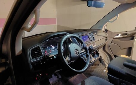 Volkswagen Multivan T6 рестайлинг, 2019 год, 5 100 000 рублей, 7 фотография