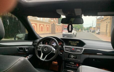 Mercedes-Benz E-Класс, 2010 год, 1 695 000 рублей, 5 фотография