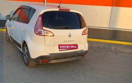 Renault Scenic III, 2010 год, 550 000 рублей, 2 фотография