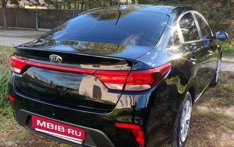 KIA Rio IV, 2018 год, 1 380 000 рублей, 7 фотография