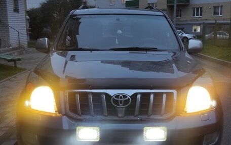 Toyota Land Cruiser Prado 120 рестайлинг, 2008 год, 2 500 000 рублей, 3 фотография