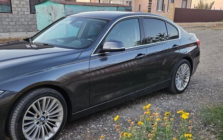 BMW 3 серия, 2013 год, 1 800 000 рублей, 3 фотография