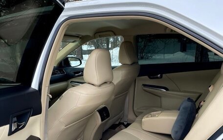 Toyota Camry, 2016 год, 2 200 000 рублей, 10 фотография