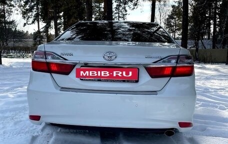 Toyota Camry, 2016 год, 2 200 000 рублей, 4 фотография