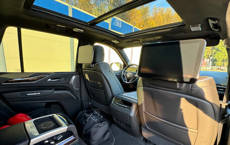 Cadillac Escalade V, 2021 год, 9 999 000 рублей, 12 фотография