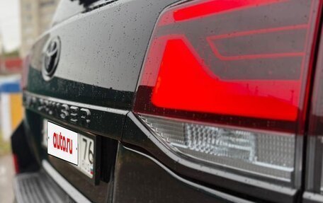 Toyota Land Cruiser 200, 2018 год, 6 700 000 рублей, 12 фотография