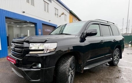 Toyota Land Cruiser 200, 2018 год, 6 700 000 рублей, 14 фотография