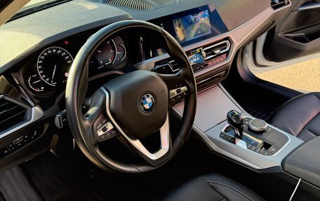 BMW 3 серия, 2019 год, 2 940 000 рублей, 13 фотография