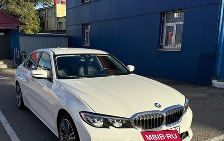 BMW 3 серия, 2019 год, 2 940 000 рублей, 2 фотография