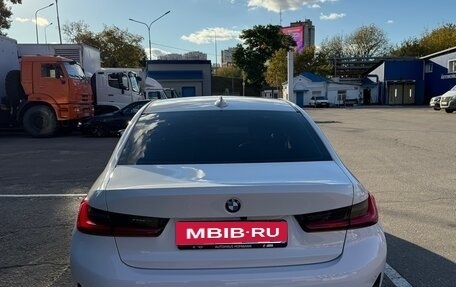 BMW 3 серия, 2019 год, 2 940 000 рублей, 5 фотография