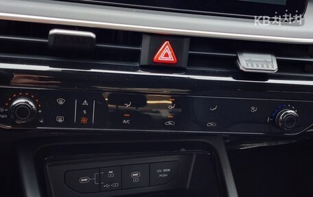 KIA K5, 2022 год, 2 100 000 рублей, 5 фотография