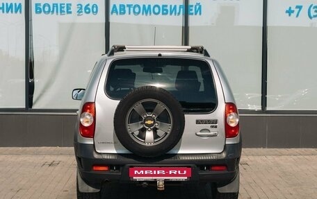 Chevrolet Niva I рестайлинг, 2018 год, 657 000 рублей, 4 фотография