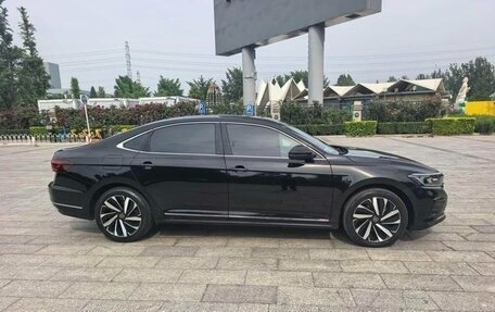 Volkswagen Passat B8 рестайлинг, 2021 год, 1 850 000 рублей, 4 фотография
