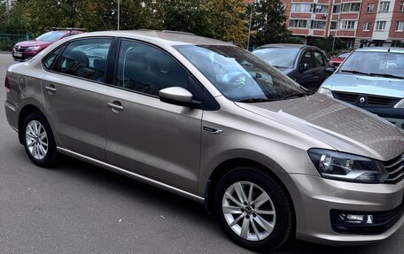 Volkswagen Polo VI (EU Market), 2018 год, 1 200 000 рублей, 2 фотография