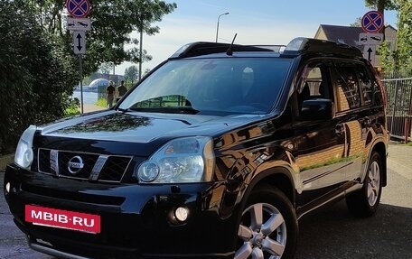 Nissan X-Trail, 2010 год, 1 050 000 рублей, 2 фотография
