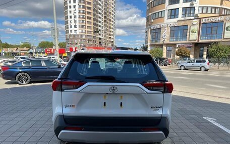 Toyota RAV4, 2025 год, 4 290 000 рублей, 6 фотография