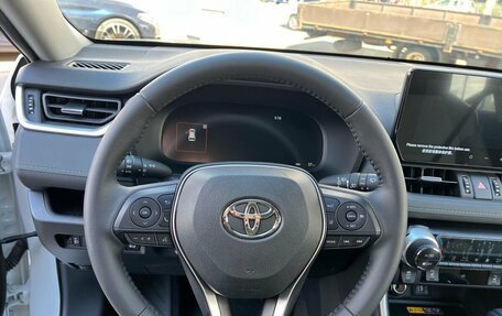 Toyota RAV4, 2025 год, 4 290 000 рублей, 11 фотография