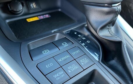 Toyota RAV4, 2025 год, 4 290 000 рублей, 14 фотография