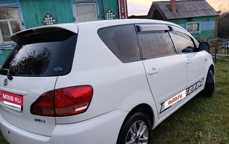 Toyota Ipsum II, 2002 год, 800 000 рублей, 6 фотография
