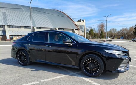 Toyota Camry, 2019 год, 2 650 000 рублей, 7 фотография