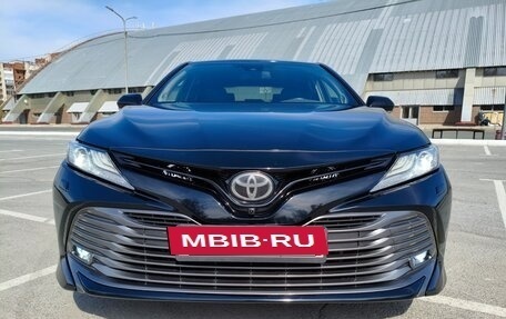 Toyota Camry, 2019 год, 2 650 000 рублей, 9 фотография