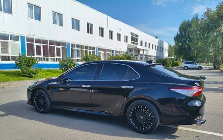 Toyota Camry, 2019 год, 2 650 000 рублей, 21 фотография