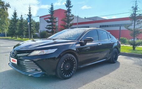 Toyota Camry, 2019 год, 2 650 000 рублей, 30 фотография