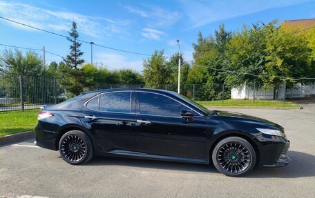 Toyota Camry, 2019 год, 2 650 000 рублей, 27 фотография