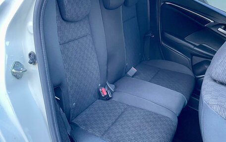 Honda Fit III, 2014 год, 1 059 000 рублей, 16 фотография