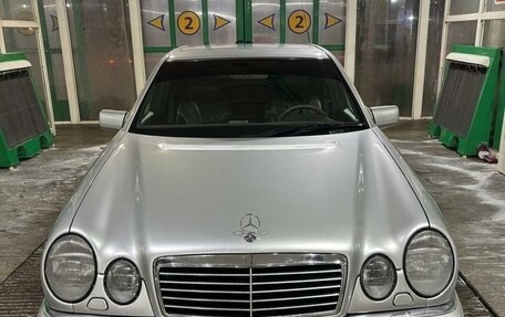 Mercedes-Benz E-Класс, 1997 год, 770 000 рублей, 4 фотография