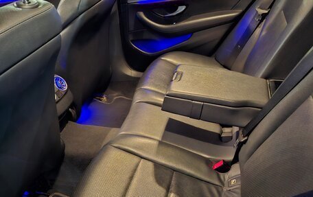 Mercedes-Benz E-Класс, 2019 год, 2 300 000 рублей, 10 фотография