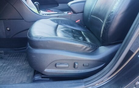 Hyundai Sonata VI, 2011 год, 980 000 рублей, 12 фотография