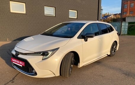 Toyota Corolla, 2019 год, 2 050 000 рублей, 4 фотография