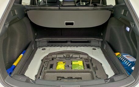 Toyota Corolla, 2019 год, 2 050 000 рублей, 18 фотография